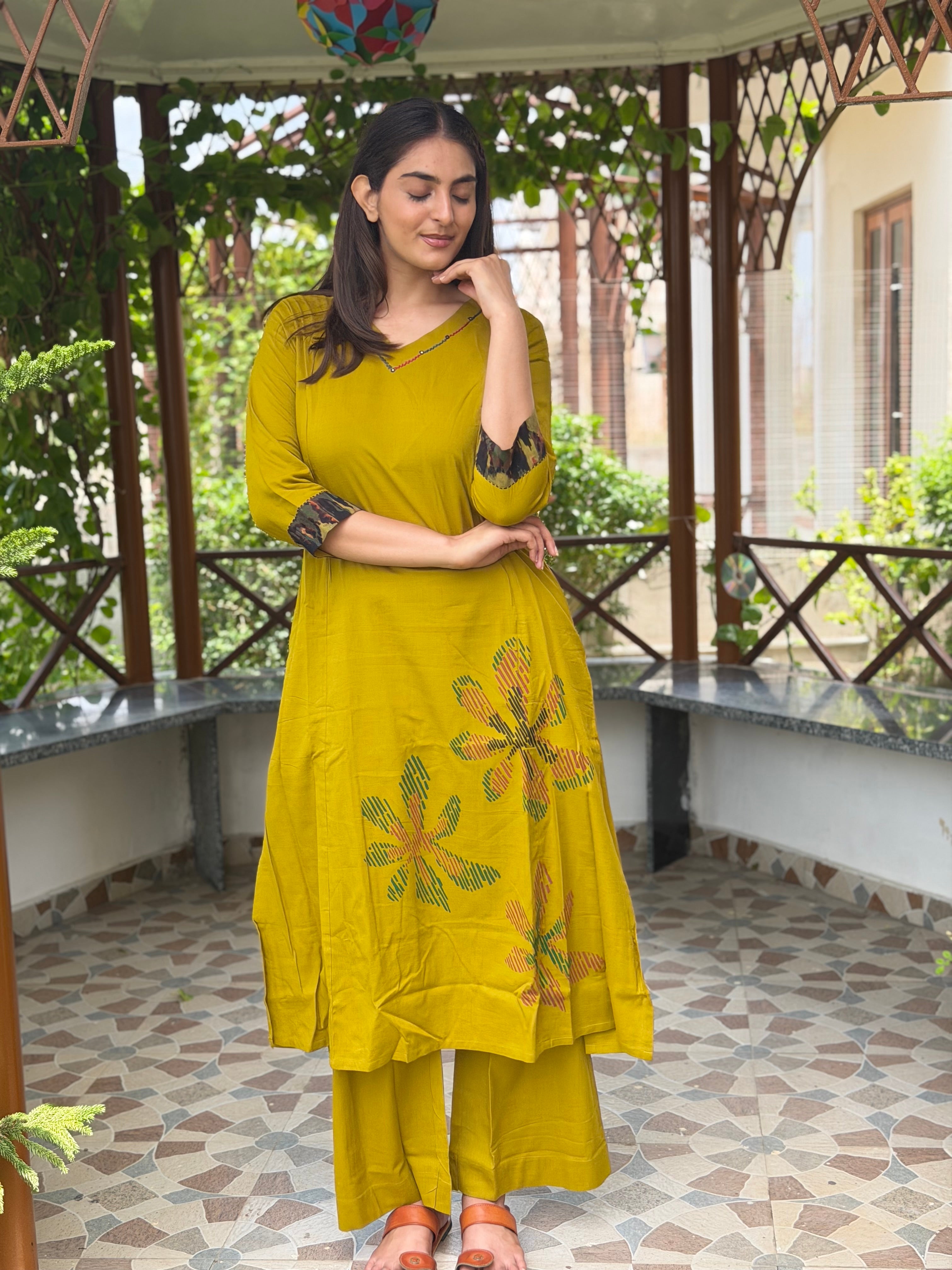 Sunflora Kurta Set
