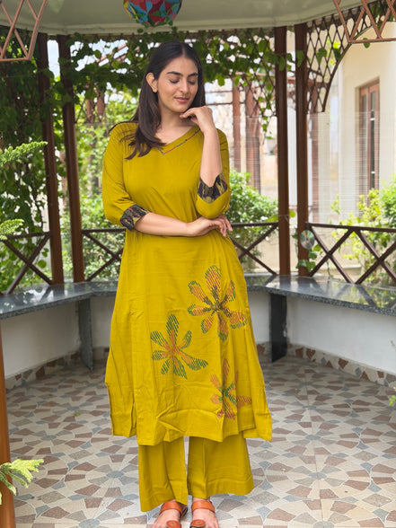 Sunflora Kurta Set