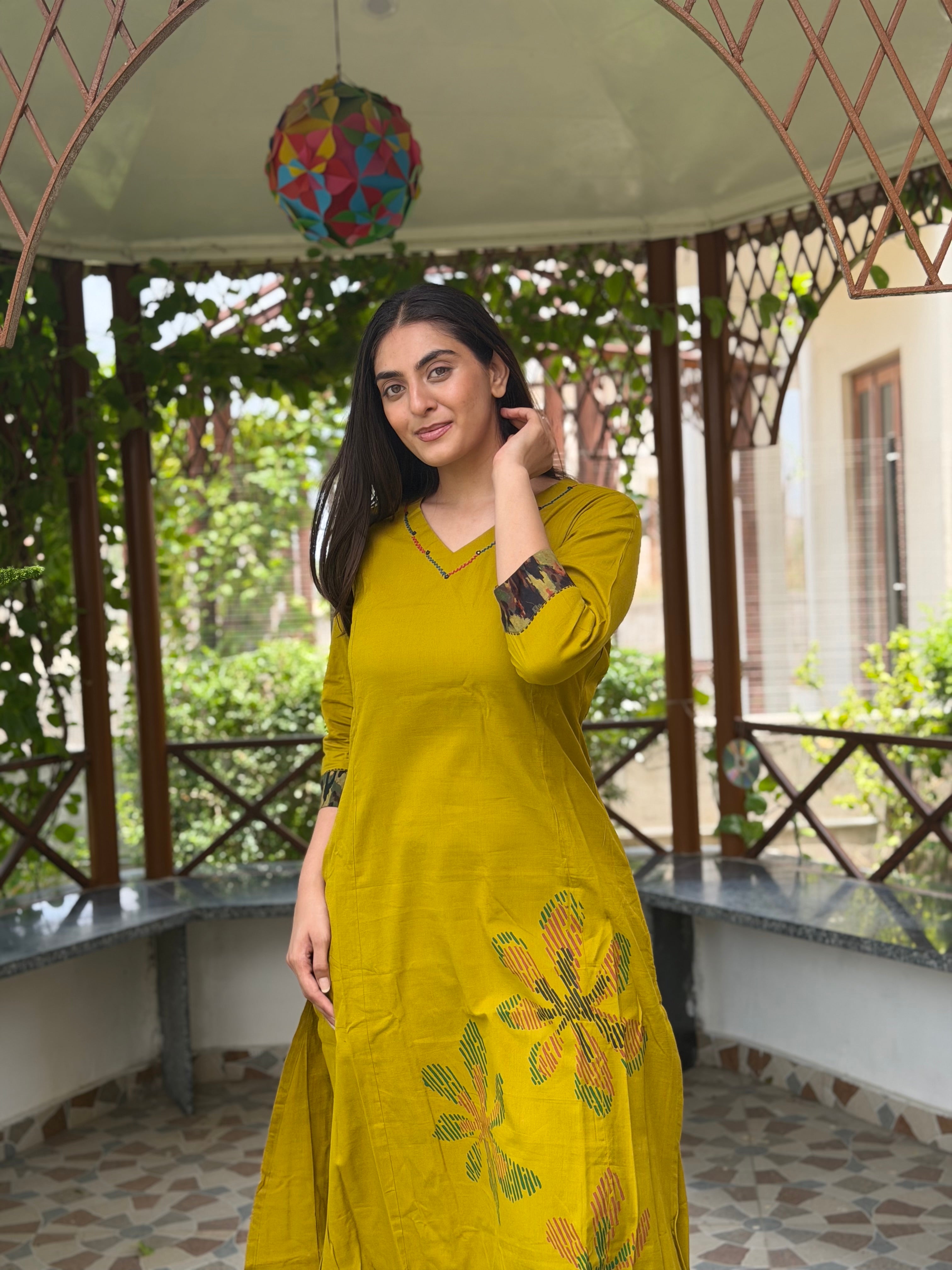 Sunflora Kurta Set