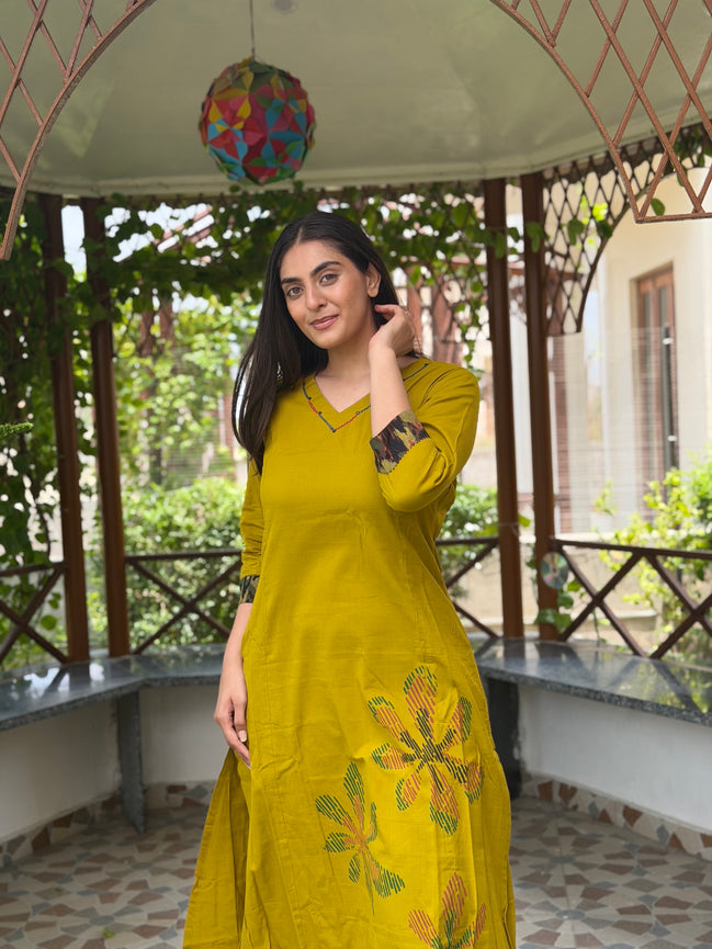 Sunflora Kurta Set